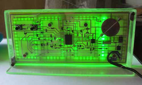 Часы на микроконтроллере PIC16F628A, чип светодиодах и часах реального времени DS1307